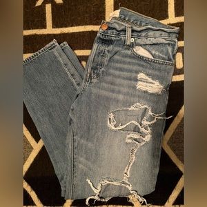 Gap relaxed boyfriend jean